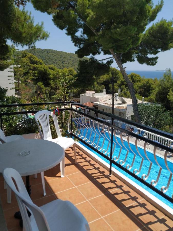 Lions 2 Studios & Apartments, Poros Island. Poros Town Exterior photo